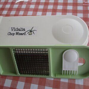 The Original Vidalia Chop Wizard Fasted Safest Easiest Way to Chop or Dice Fruit